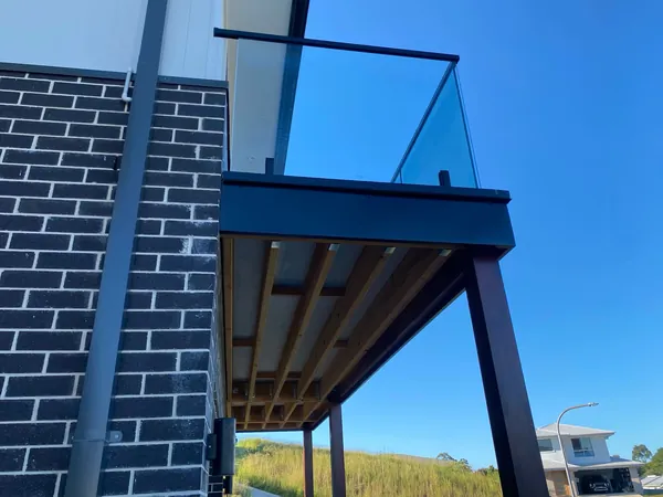 Finished roof and gutter detail on a Northern Rivers property